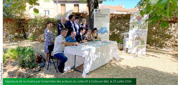 Signature de la charte par l’ensemble des acteurs du collectif à Collioure (66), le 23 juillet 2024